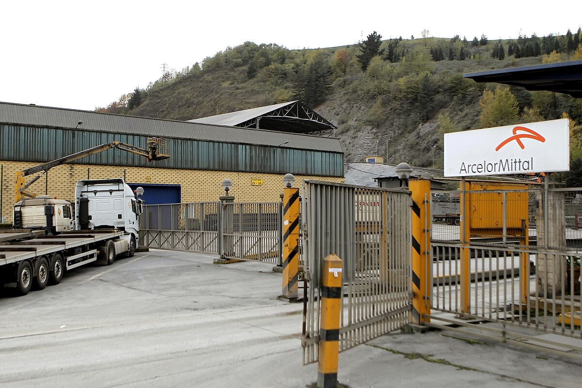 Planta de Arcelor Mittal en Olaberria. / EFE